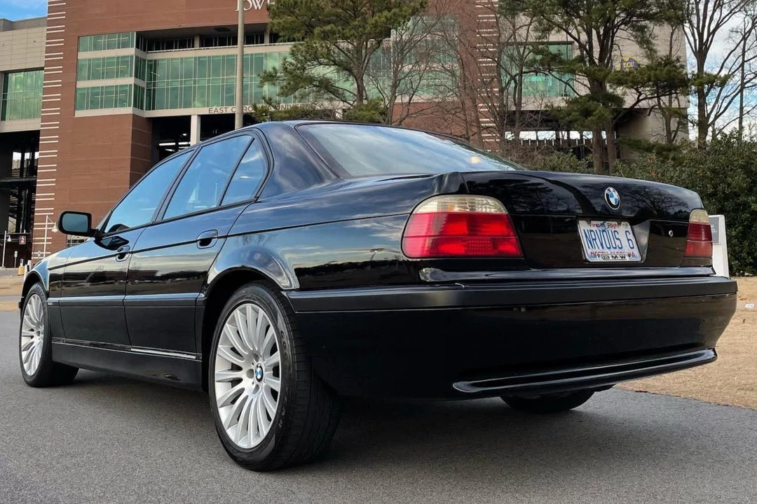 2001 BMW E38 7 Series - Image 4 of 31