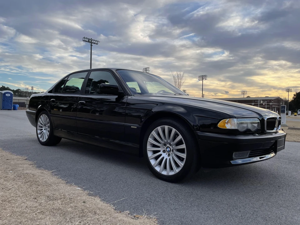 2001 BMW E38 7 Series - Image 12 of 31