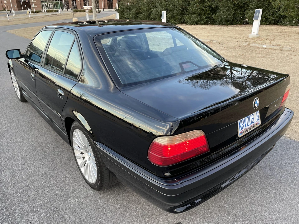 2001 BMW E38 7 Series - Image 9 of 31