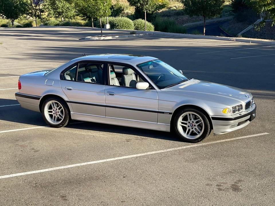2001 BMW E38 7 Series - Image 12 of 31