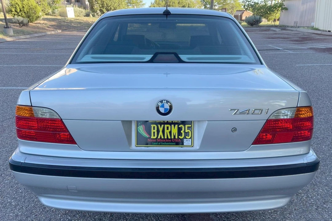 2001 BMW E38 7 Series - Image 5 of 31