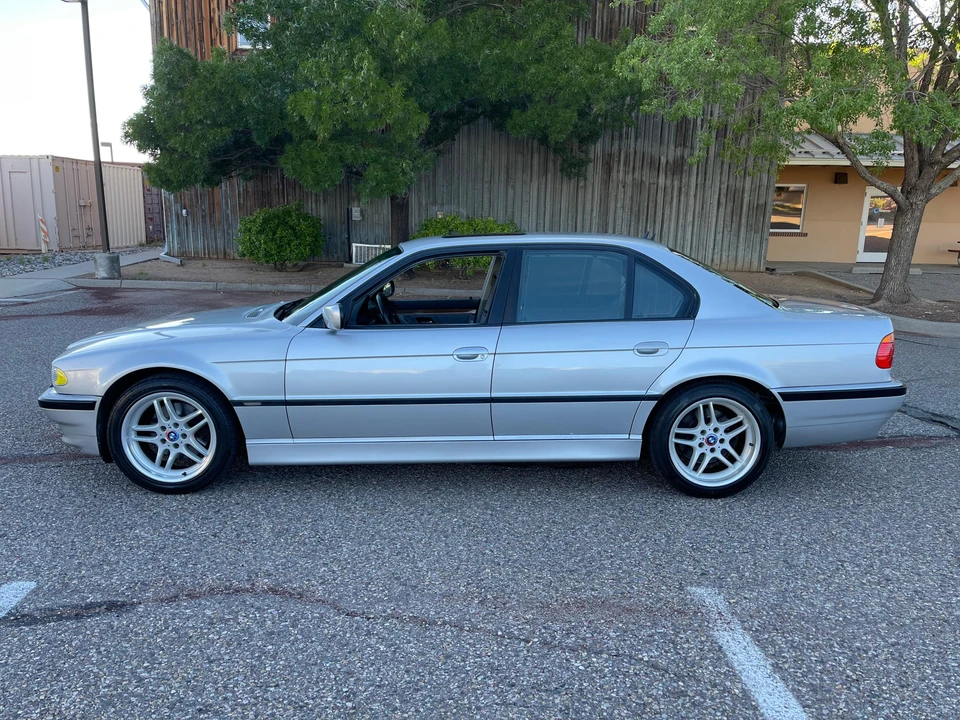 2001 BMW E38 7 Series - Image 7 of 31