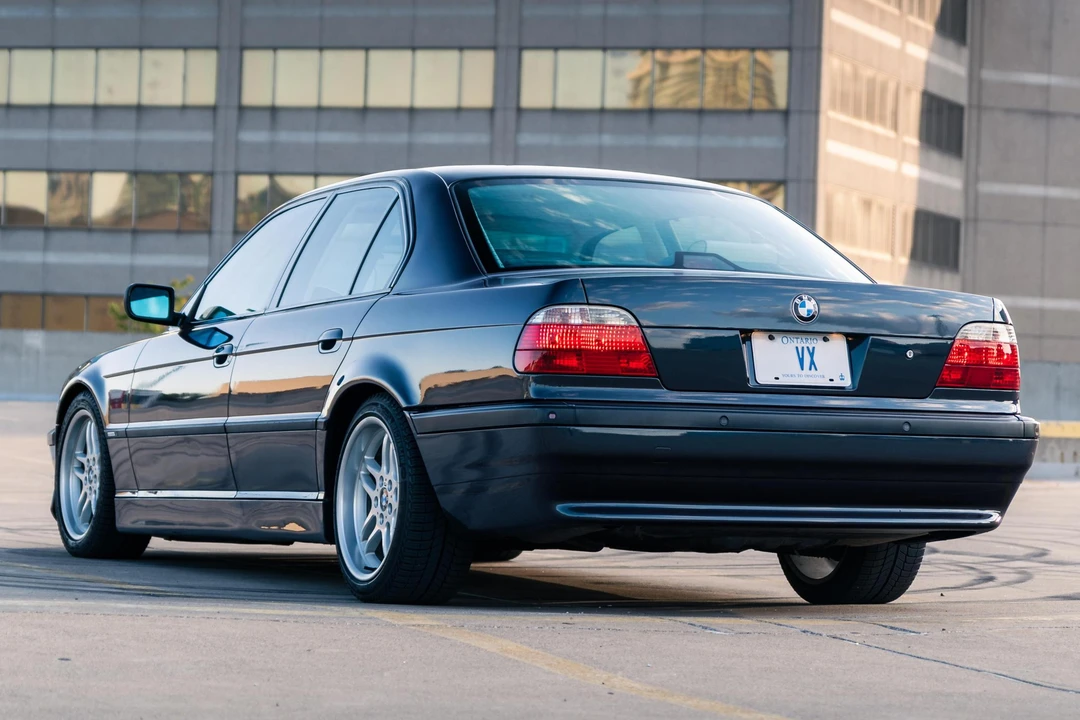 2001 BMW E38 7 Series - Image 4 of 31