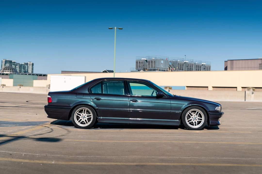 2001 BMW E38 7 Series - Image 18 of 31
