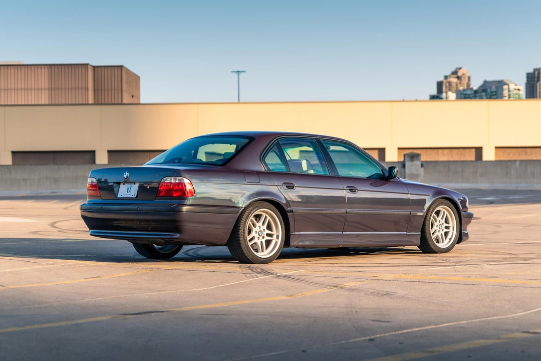 2001 BMW E38 7 Series - Image 17 of 31