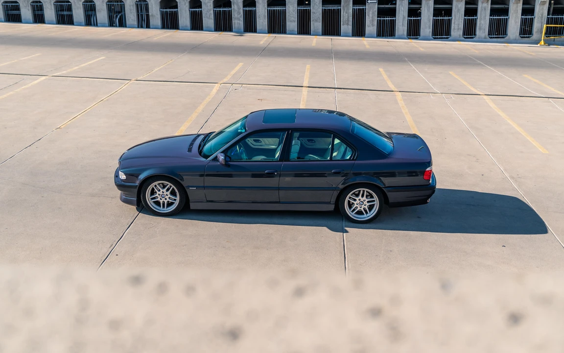 2001 BMW E38 7 Series - Image 12 of 31