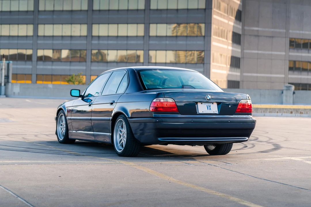 2001 BMW E38 7 Series - Image 14 of 31