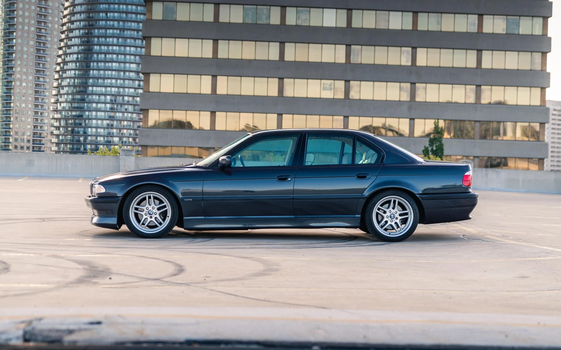 2001 BMW E38 7 Series - Image 11 of 31