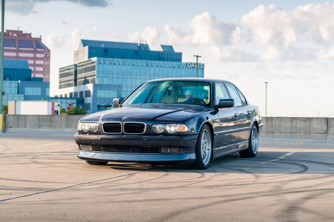 2001 BMW E38 7 Series - Image 7 of 31