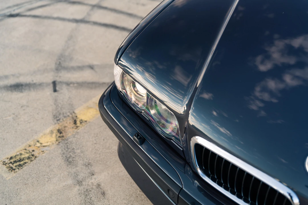 2001 BMW E38 7 Series - Image 28 of 31