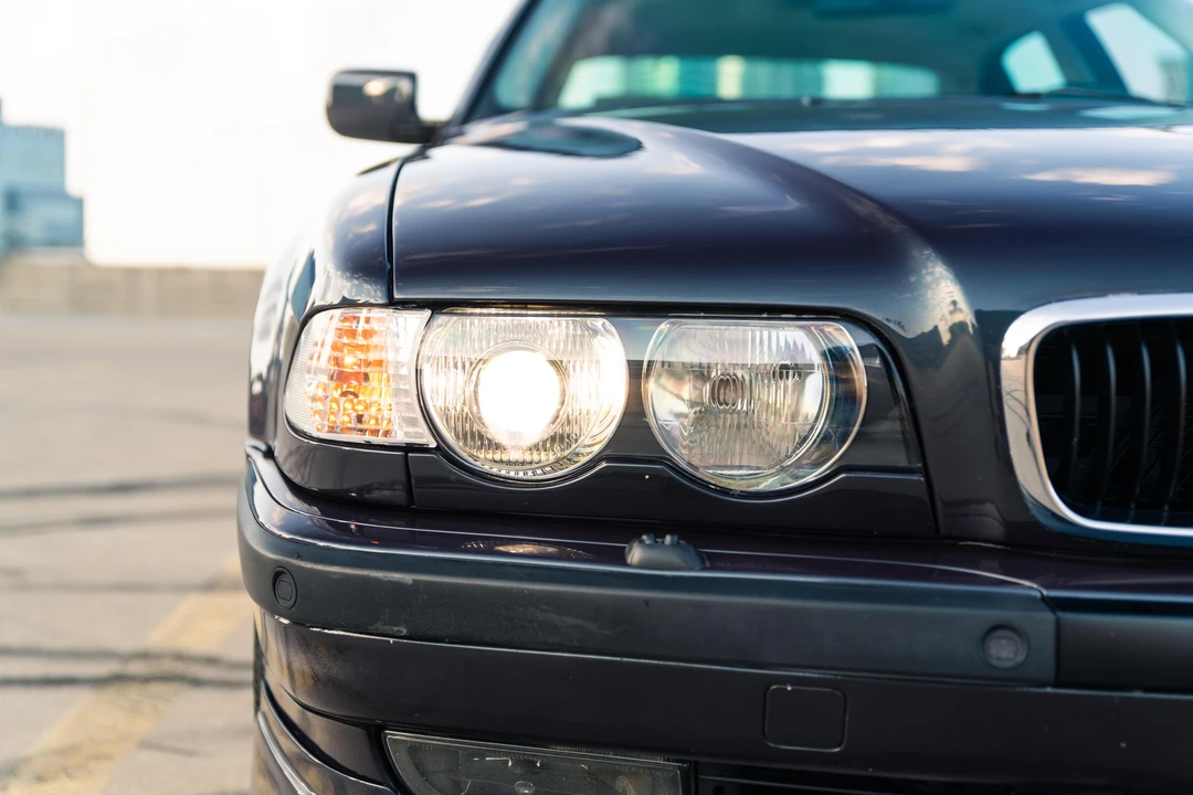 2001 BMW E38 7 Series - Image 22 of 31