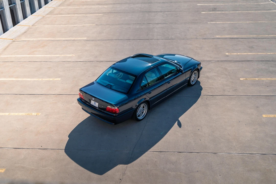 2001 BMW E38 7 Series - Image 16 of 31