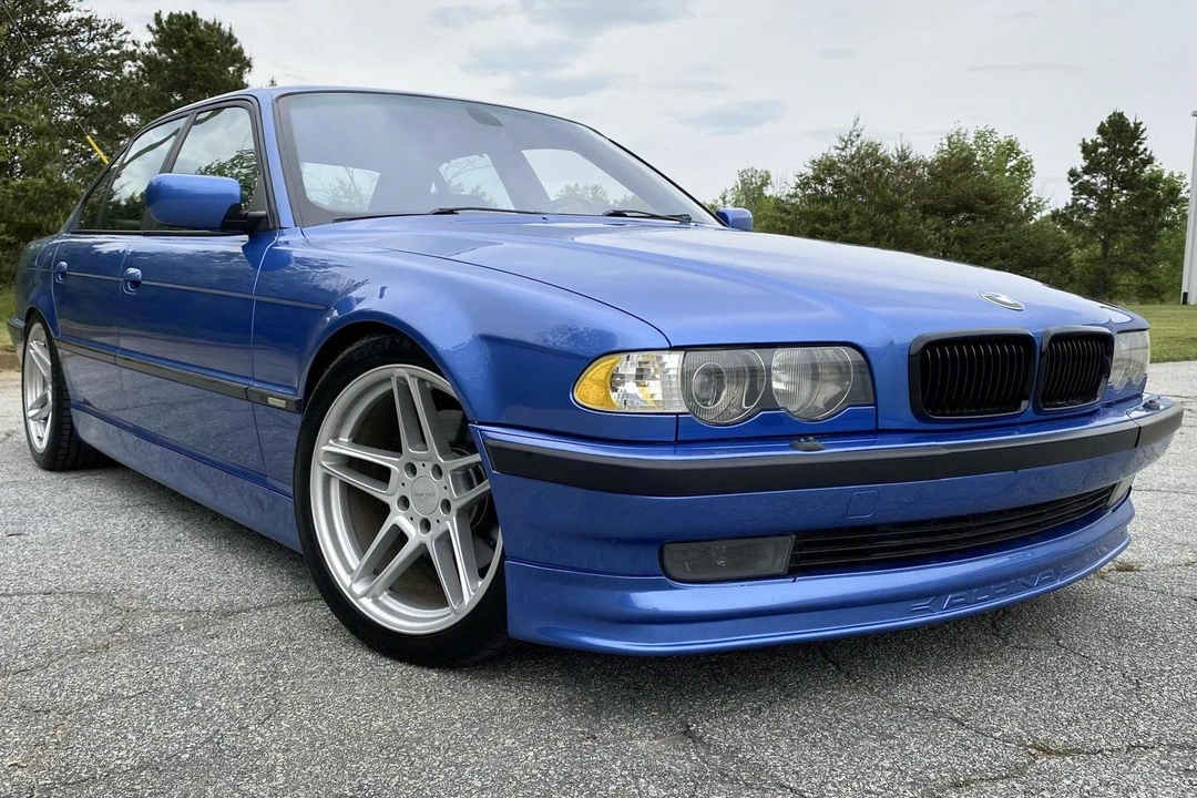 2001 BMW E38 7 Series - Image 2 of 5