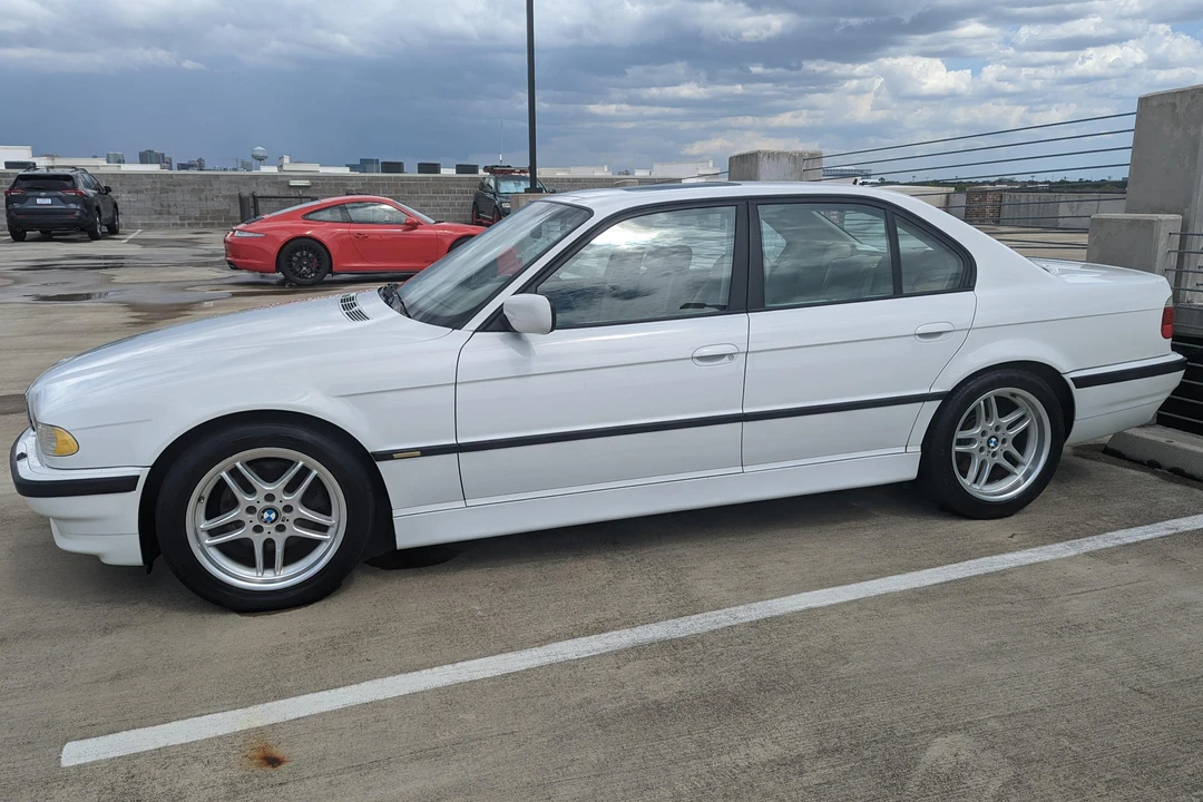 2001 BMW E38 7 Series - Image 3 of 31