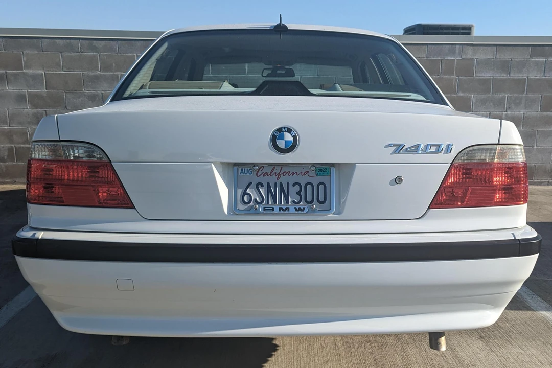 2001 BMW E38 7 Series - Image 5 of 31