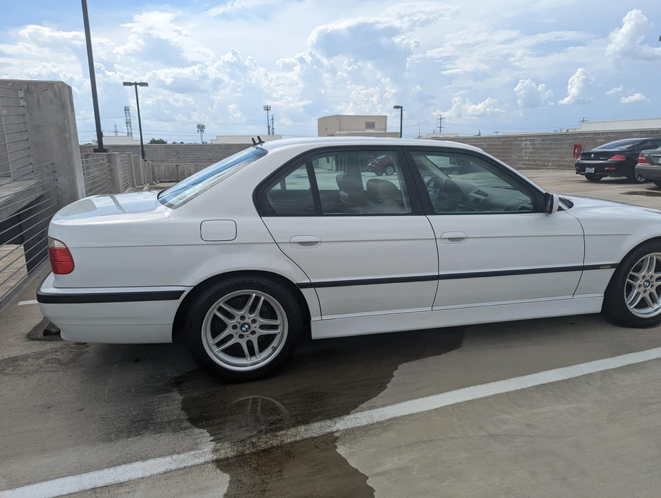 2001 BMW E38 7 Series - Image 24 of 31