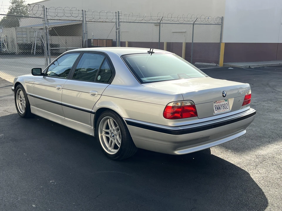 2001 BMW E38 7 Series - Image 15 of 31