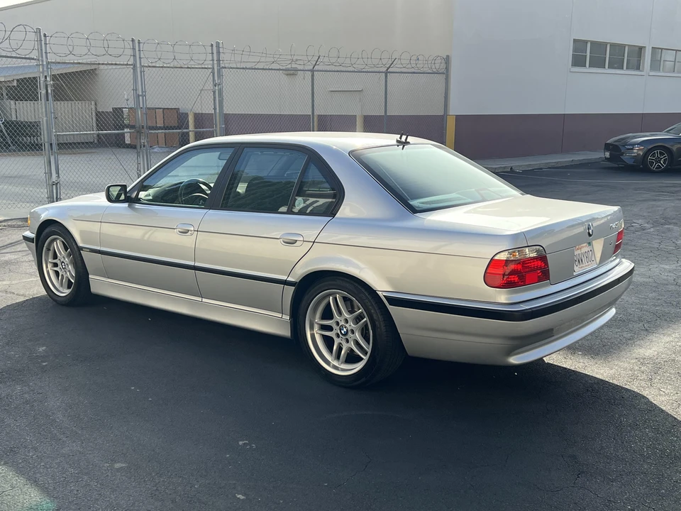 2001 BMW E38 7 Series - Image 13 of 31