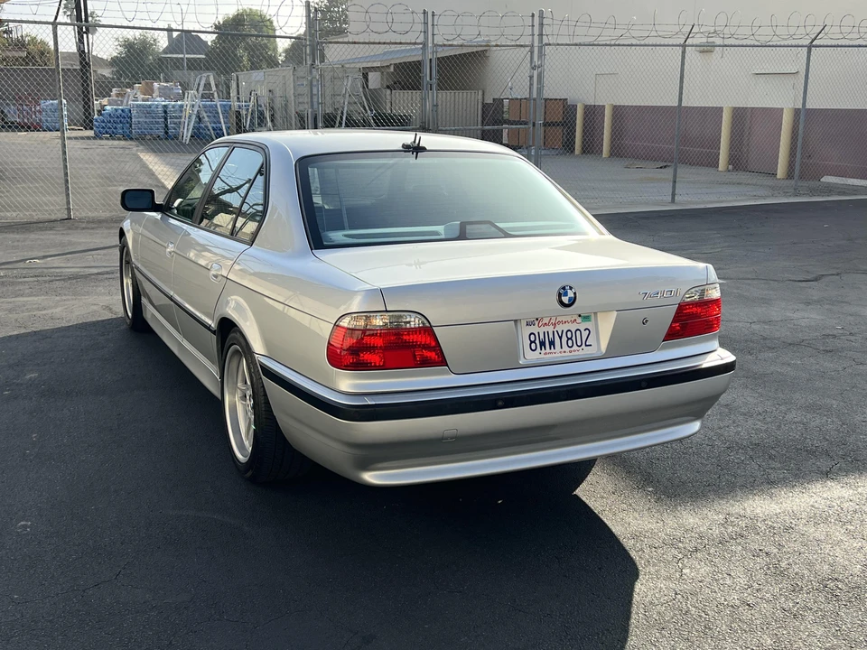2001 BMW E38 7 Series - Image 17 of 31