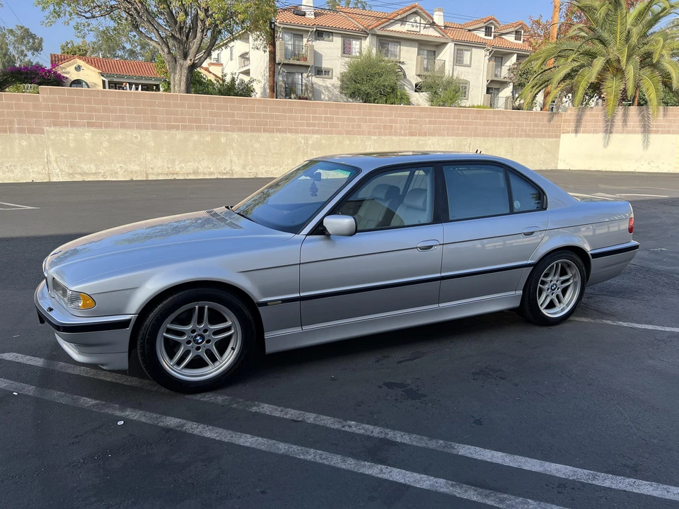 2001 BMW E38 7 Series - Image 11 of 31