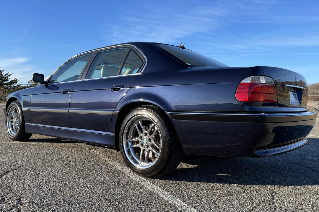 2001 BMW E38 7 Series - Image 4 of 31