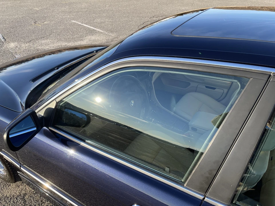 2001 BMW E38 7 Series - Image 18 of 31