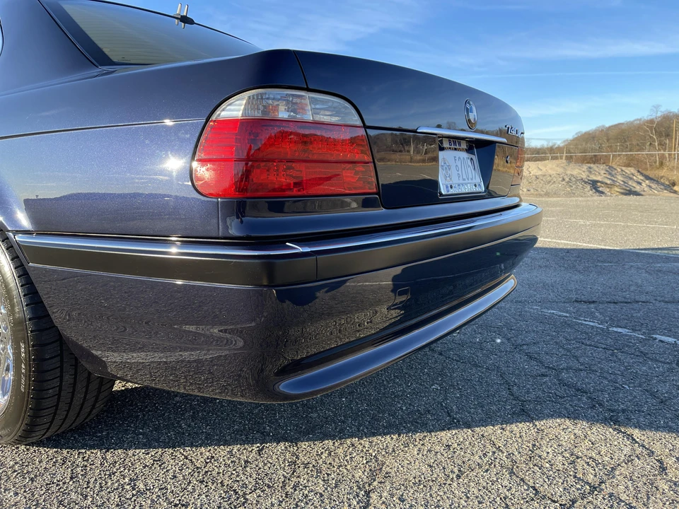 2001 BMW E38 7 Series - Image 24 of 31