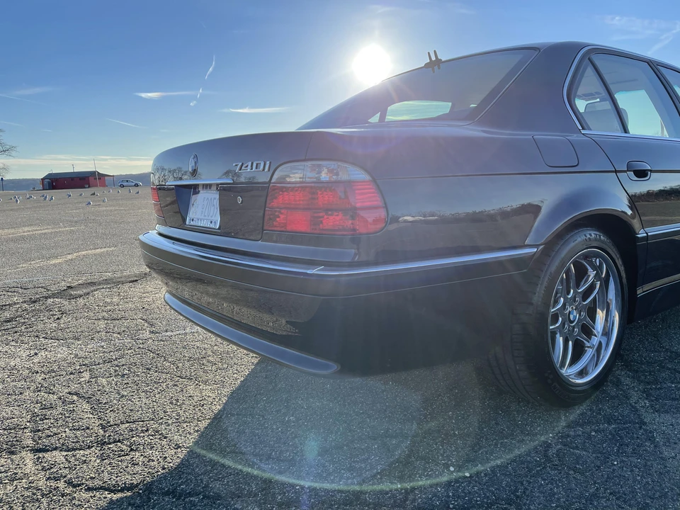 2001 BMW E38 7 Series - Image 28 of 31