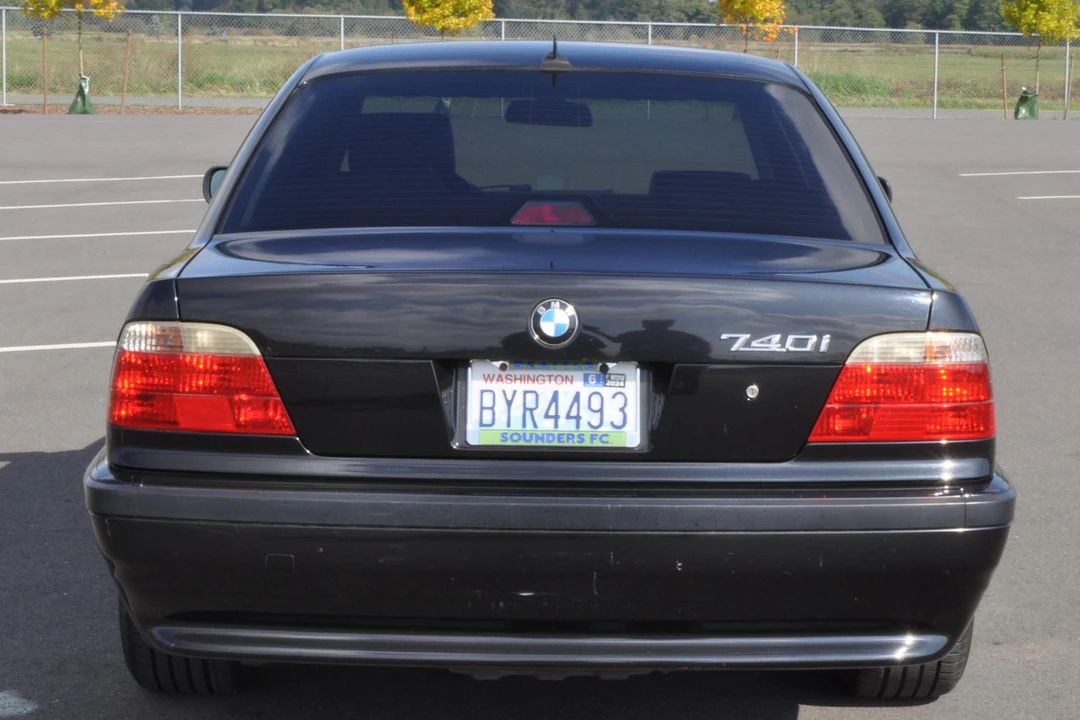 2001 BMW E38 7 Series - Image 5 of 31