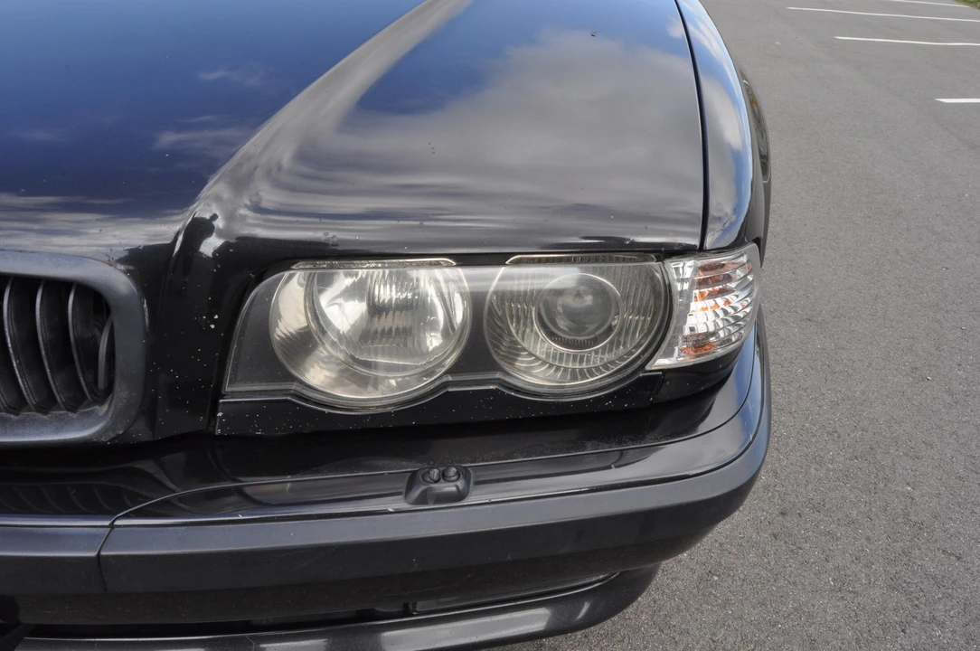 2001 BMW E38 7 Series - Image 21 of 31