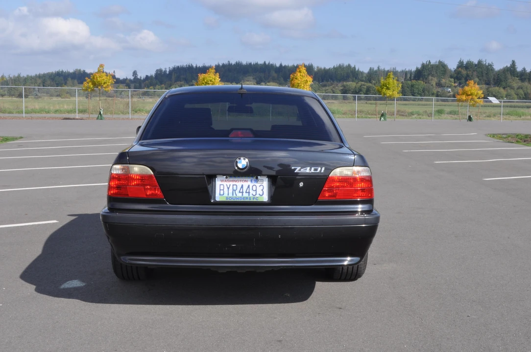 2001 BMW E38 7 Series - Image 12 of 31