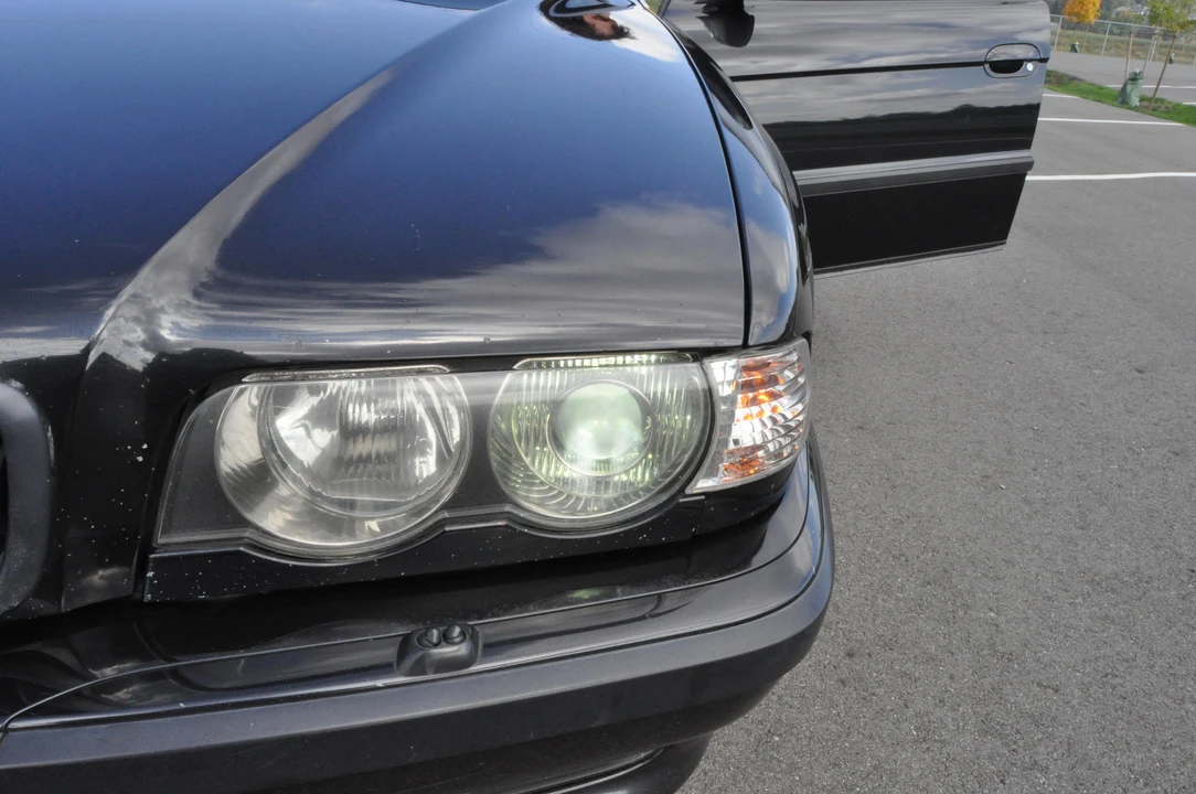 2001 BMW E38 7 Series - Image 22 of 31