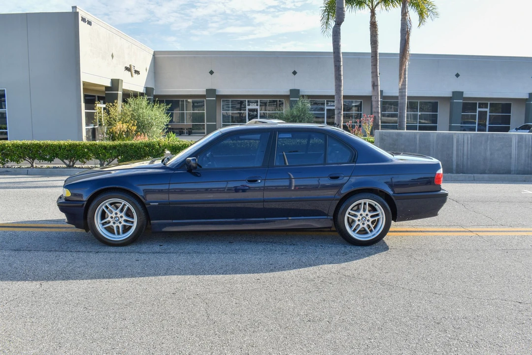 2001 BMW E38 7 Series - Image 10 of 31