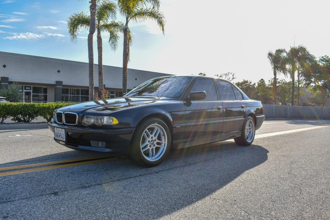 2001 BMW E38 7 Series - Image 9 of 31