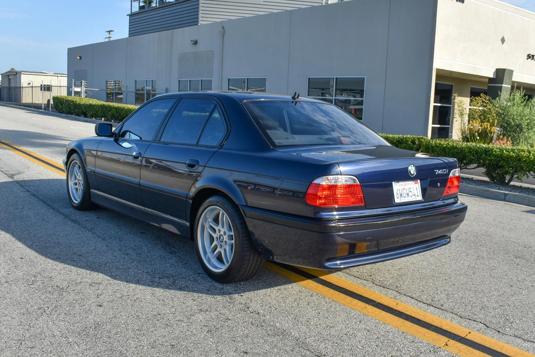 2001 BMW E38 7 Series - Image 12 of 31