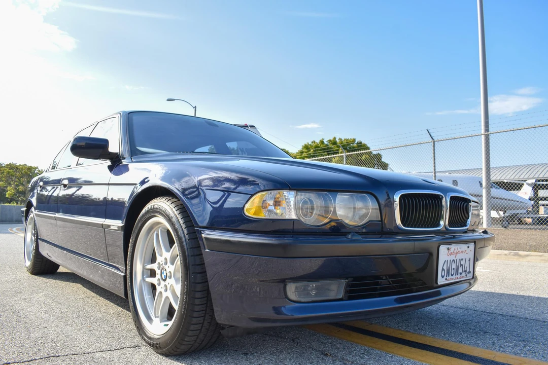 2001 BMW E38 7 Series - Image 19 of 31