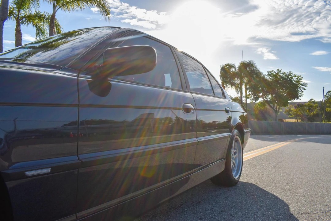 2001 BMW E38 7 Series - Image 27 of 31