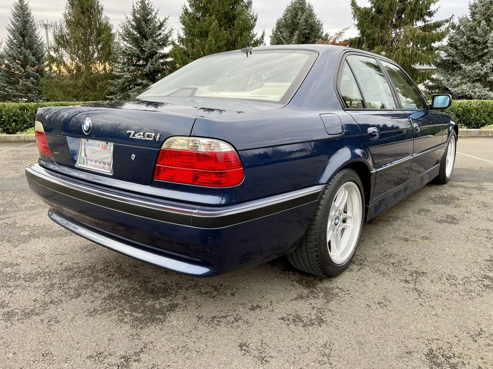 2001 BMW E38 7 Series - Image 4 of 31