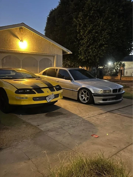 2001 BMW E38 7 Series - Image 2 of 7