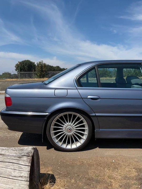 2001 BMW E38 7 Series - Image 6 of 15