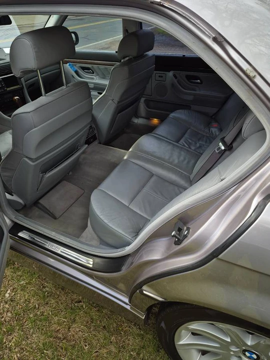 2001 BMW E38 7 Series - Image 2 of 5