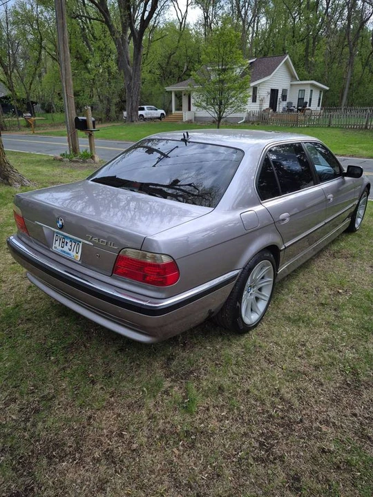 2001 BMW E38 7 Series - Image 5 of 5