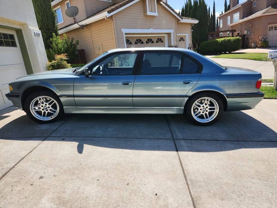 2001 BMW E38 7 Series - Image 10 of 10