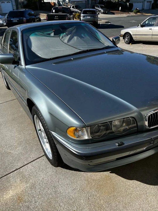 2001 BMW E38 7 Series - Image 2 of 11