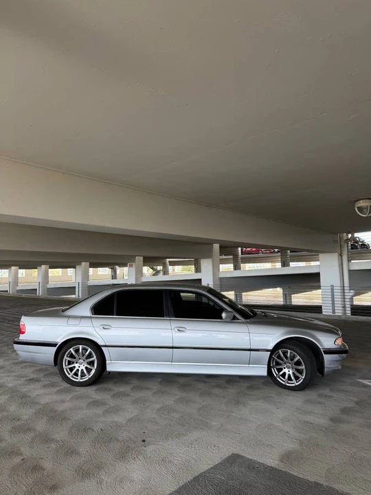2001 BMW E38 7 Series - Image 5 of 11