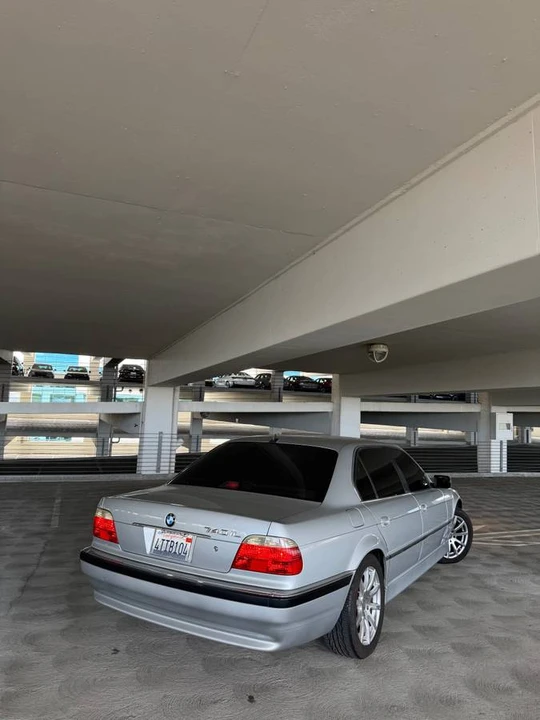 2001 BMW E38 7 Series - Image 9 of 11