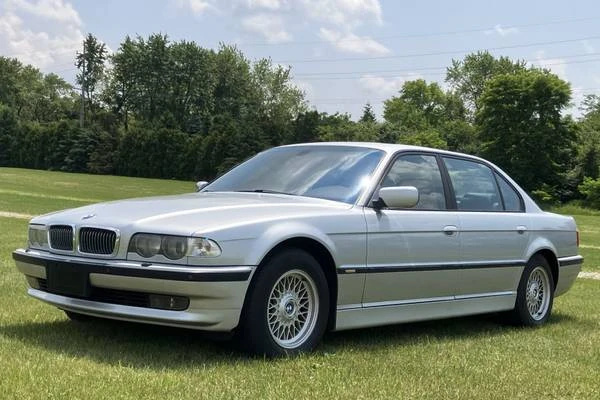 2001 BMW E38 7 Series - Image 8 of 21