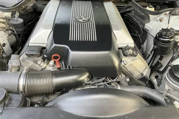 2001 BMW E38 7 Series - Image 12 of 17