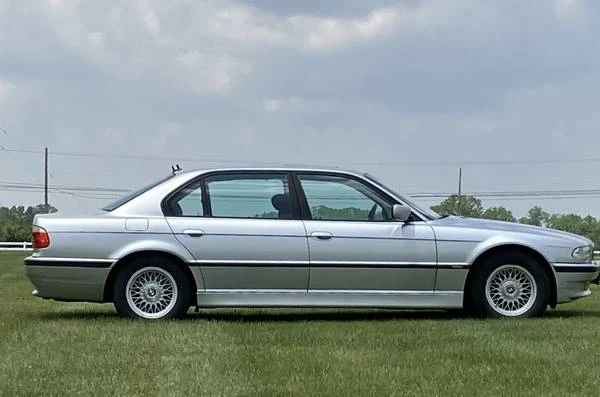 2001 BMW E38 7 Series - Image 5 of 17