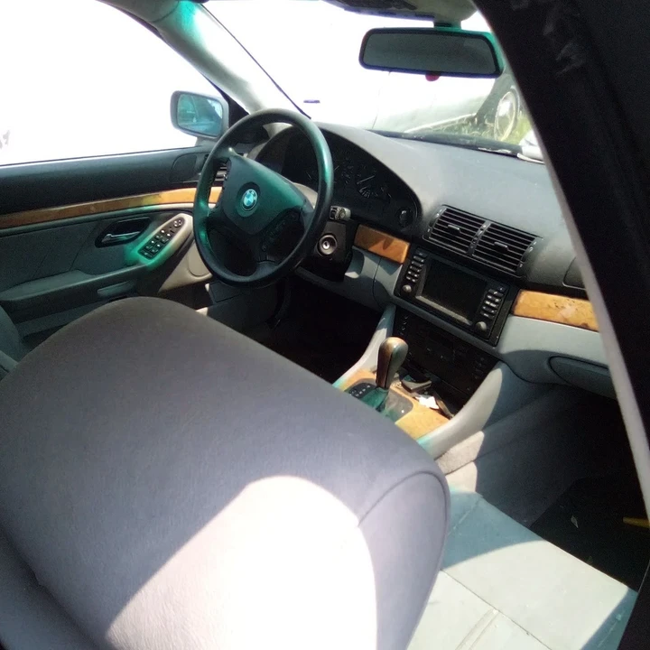 2001 BMW E38 7 Series - Image 6 of 6